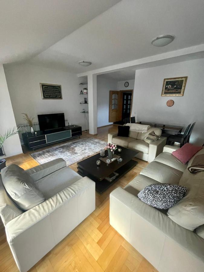 Apartman Centar 塞拉耶佛 外观 照片